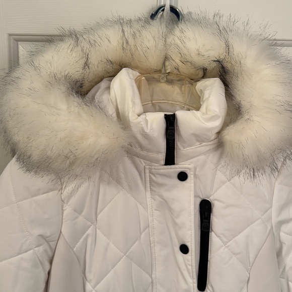 Good condition MK Michael Kors zippered and snapped hooded parka - Picture 3 of 16